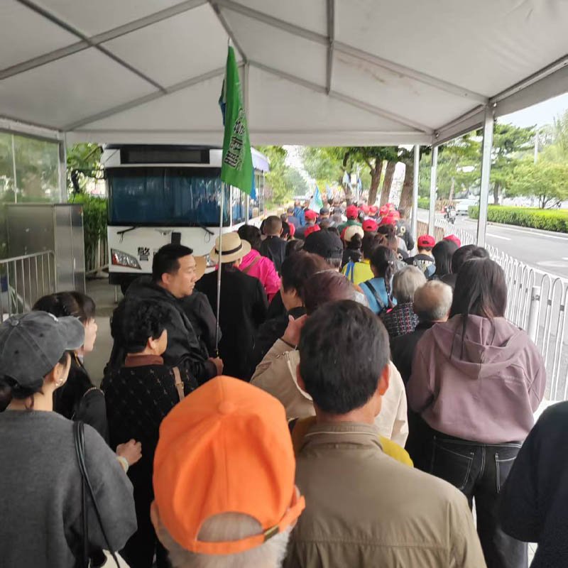 Great wall shuttle bus